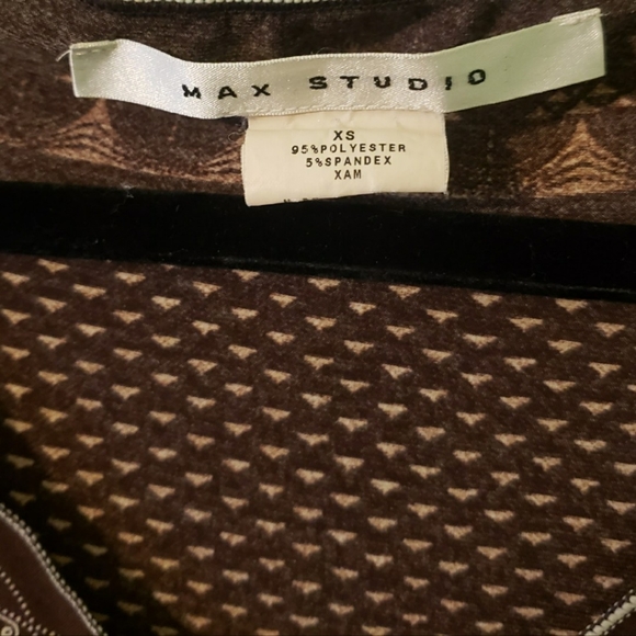 Max Studio Knee Length Summer Dress with V-Neck & Empire Waist-XS - Picture 5 of 5